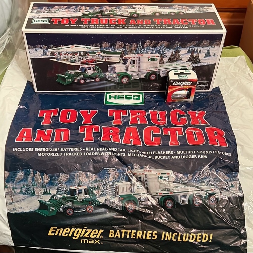 Hess 2013 Toy Truck and Tractor UNOPENED